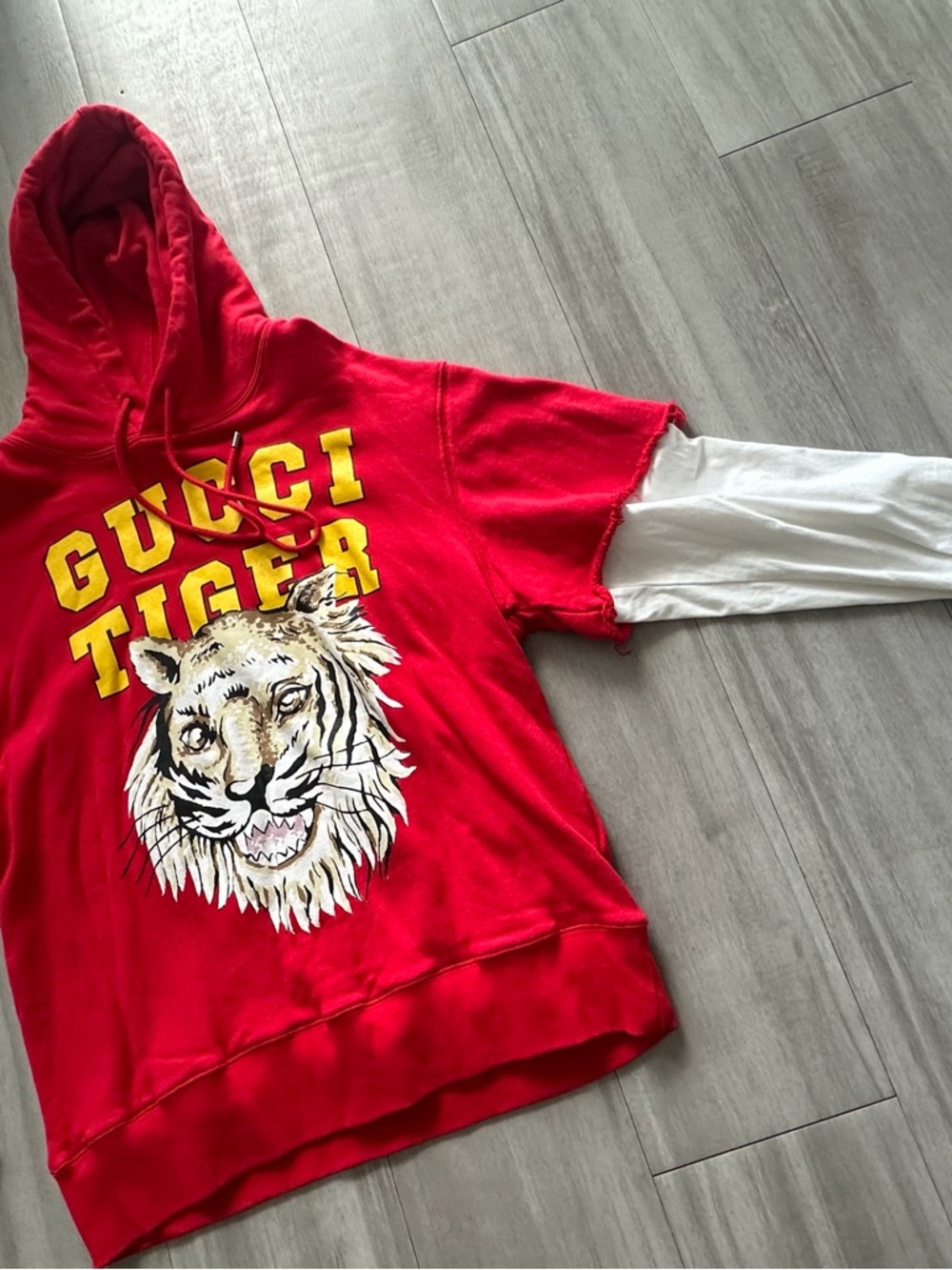 Gucci Red & White Layered Hoodie (XL) - Picture 2 of 8
